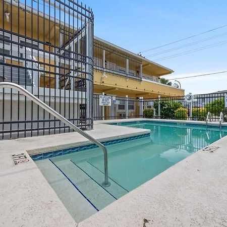 Апартаменти Perfect Location 1Br Pool Parking Outside Area 8 Мертл-Біч Екстер'єр фото