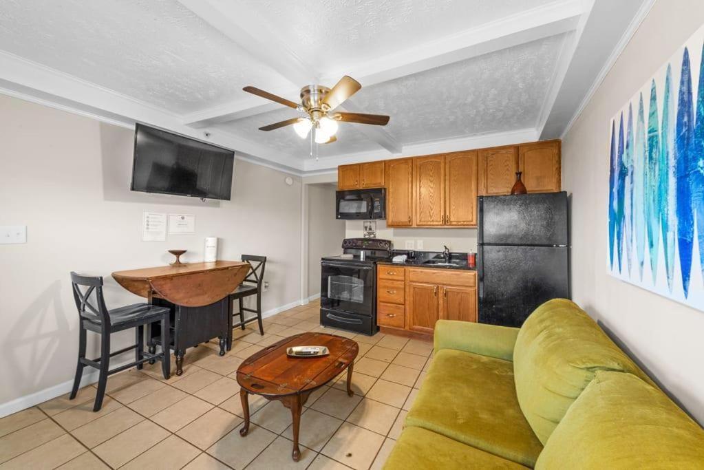 Апартаменти Perfect Location 1Br Pool Parking Outside Area 8 Мертл-Біч Екстер'єр фото